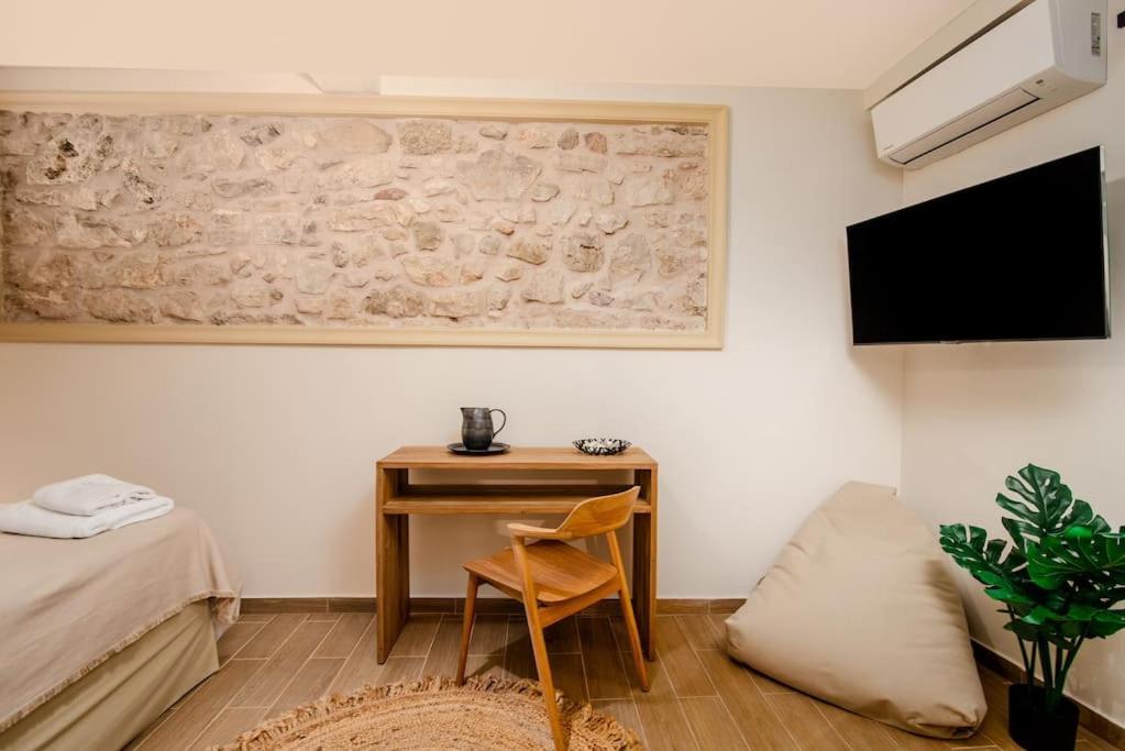 Studio Costele Luxurious Apt In The Heart Of Corfu コルフ島 エクステリア 写真