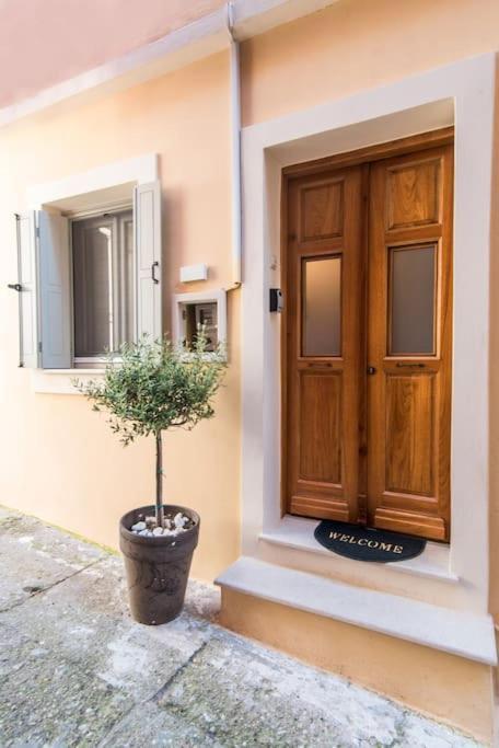Studio Costele Luxurious Apt In The Heart Of Corfu コルフ島 エクステリア 写真